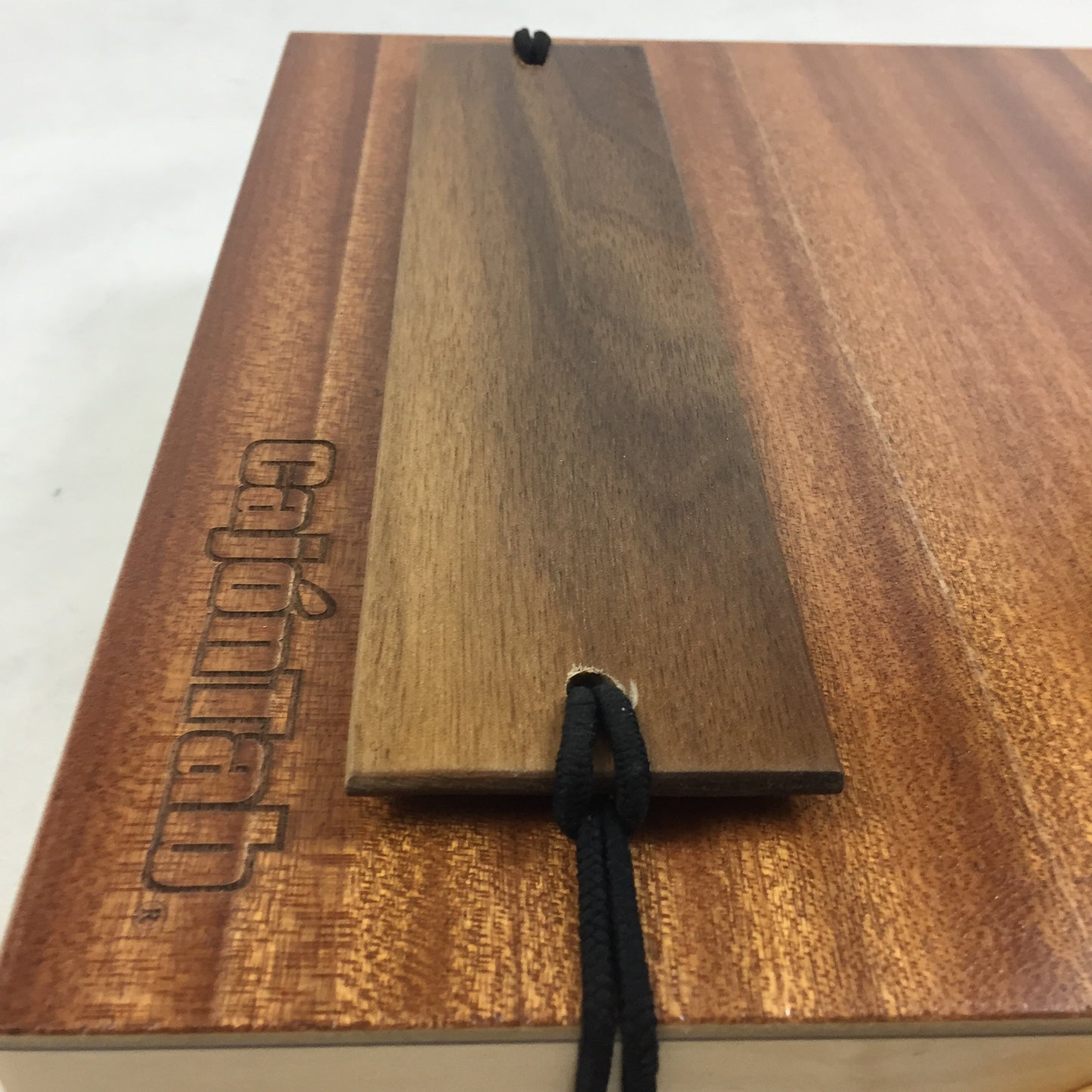 CajonTab® 12" Jumbo con lazo de nogal macizo