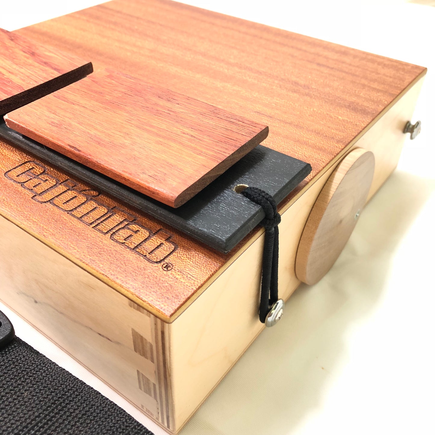 CajonTab®️ 10” con trampa click de bubinga