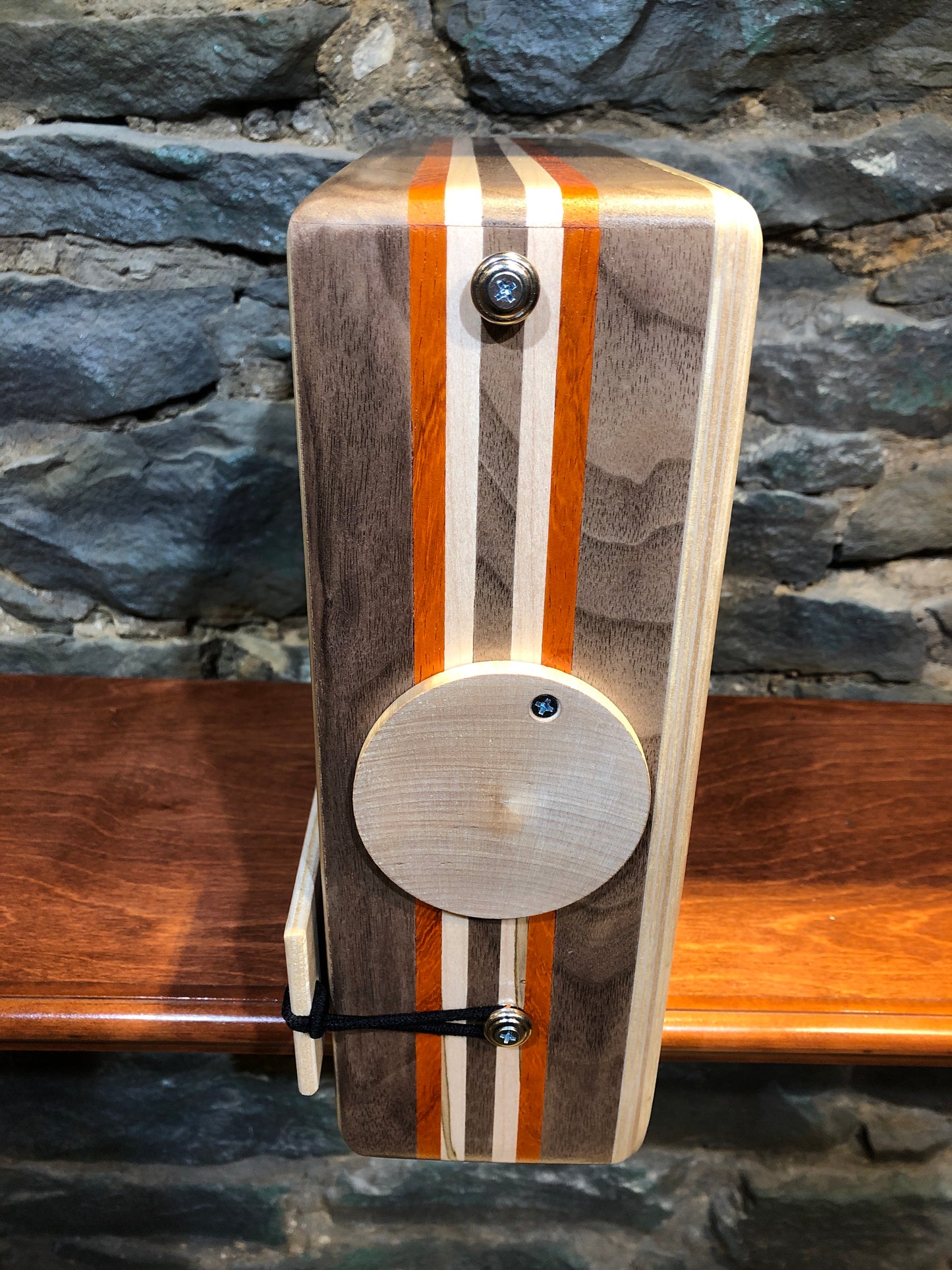 CajonTab Pro Series de 12”: nogal, padauk y álamo temblón
