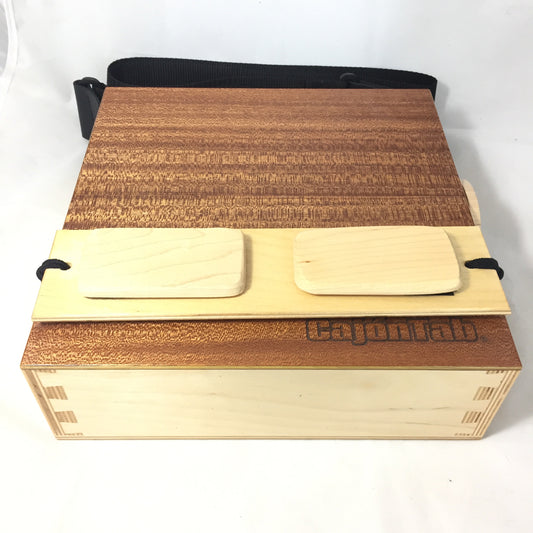 CajonTab®️ 10” con caja de clic de arce duro