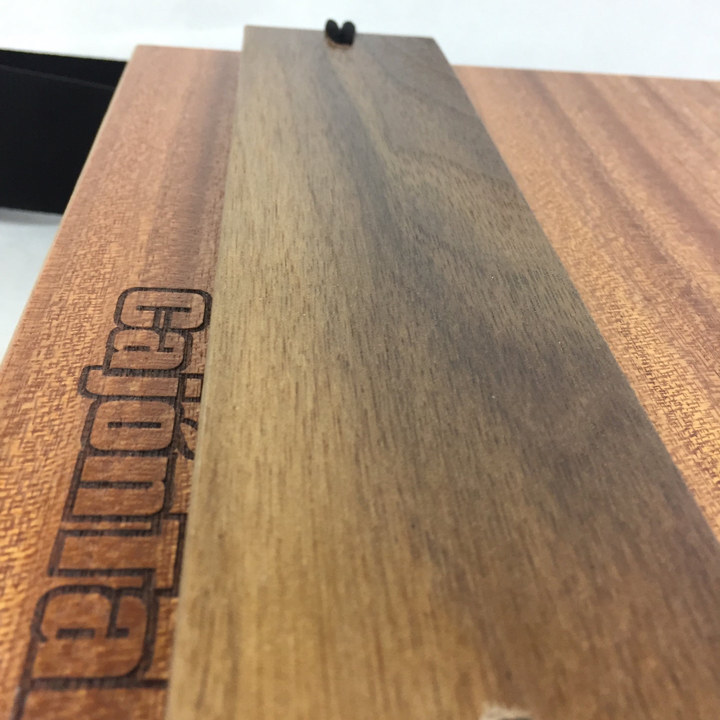 CajonTab® 10" con lazo de nogal macizo
