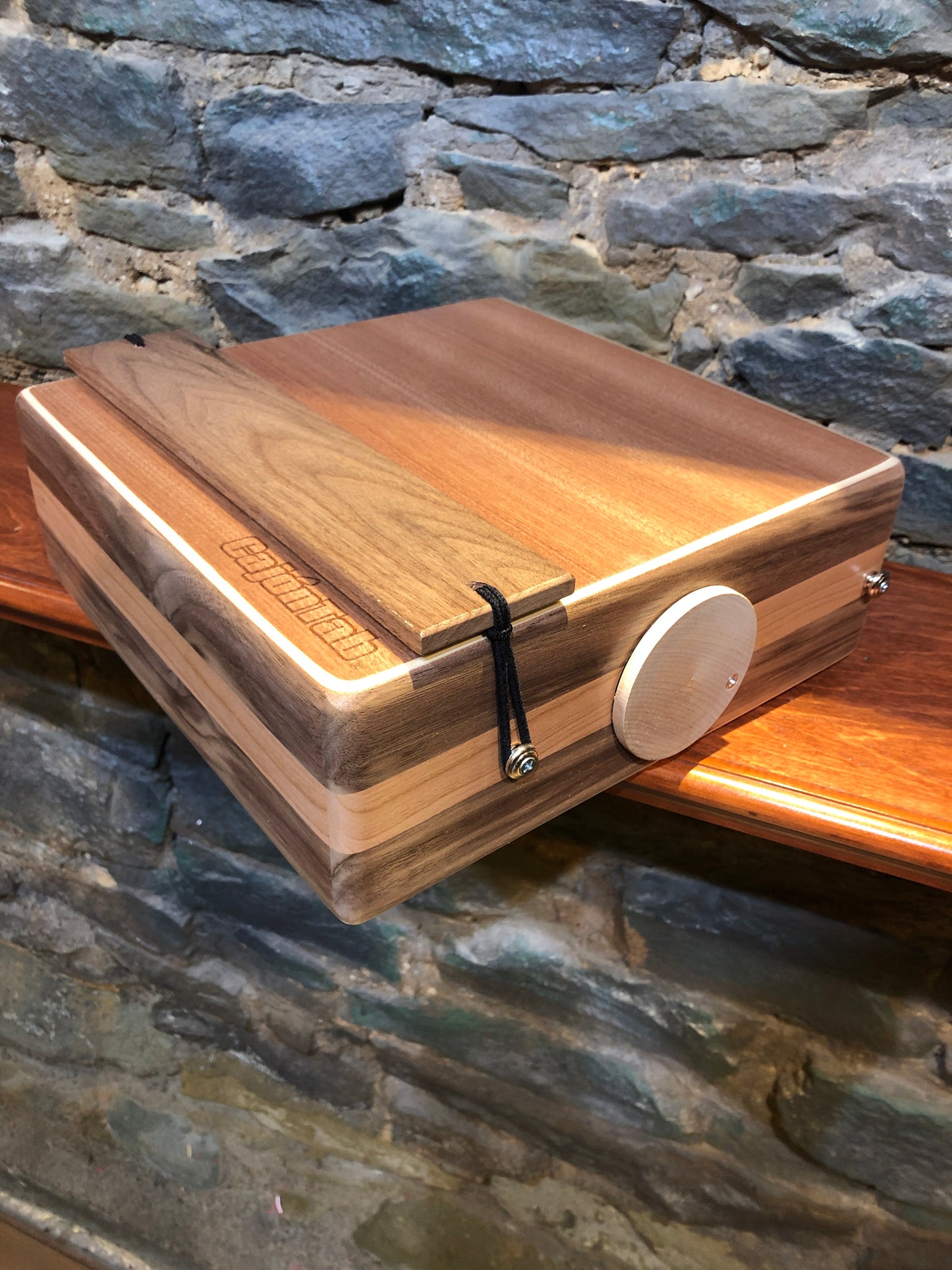 CajonTab Pro Series de 12” - Nogal y Cereza