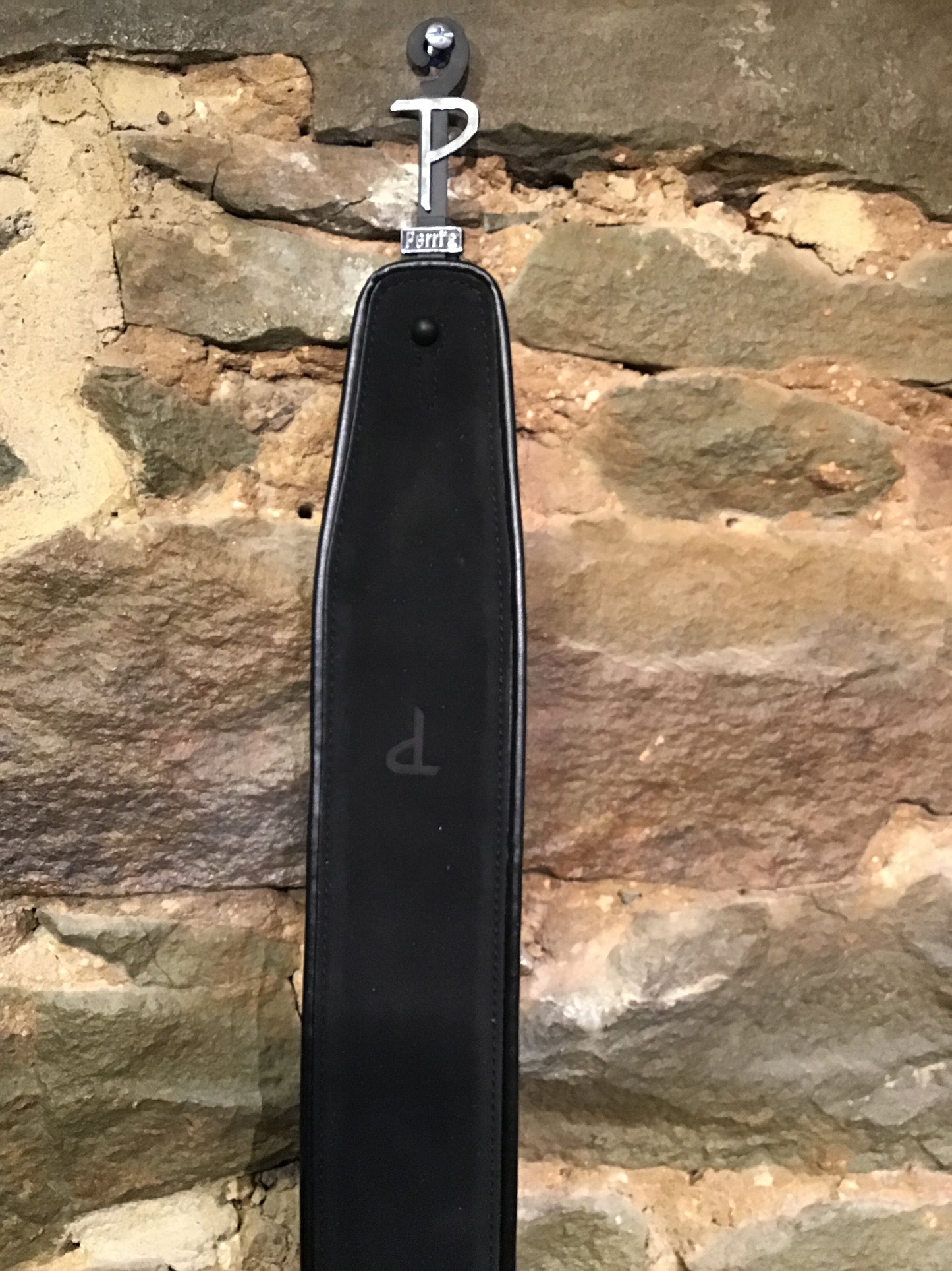 Perri’s Leathers 3” piped black leather guitar strap