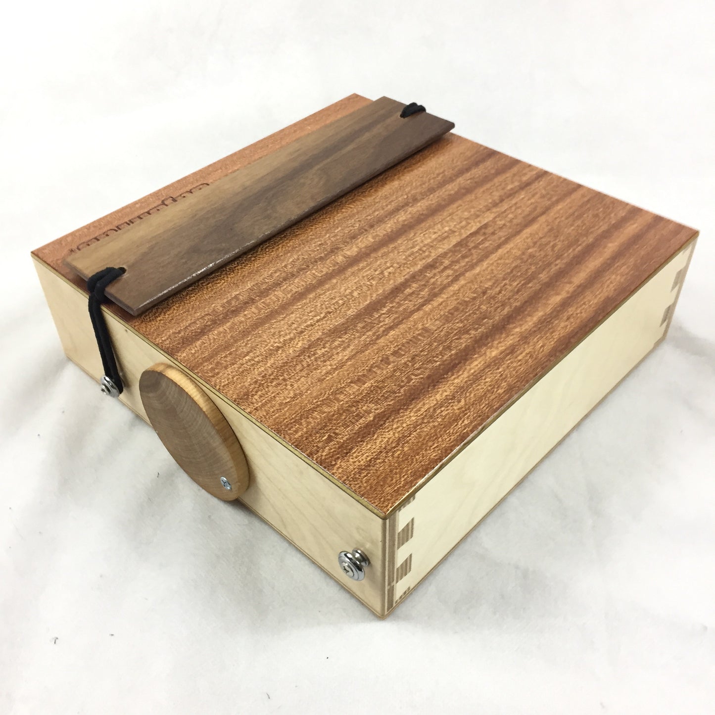 CajonTab® 10" con lazo de nogal macizo