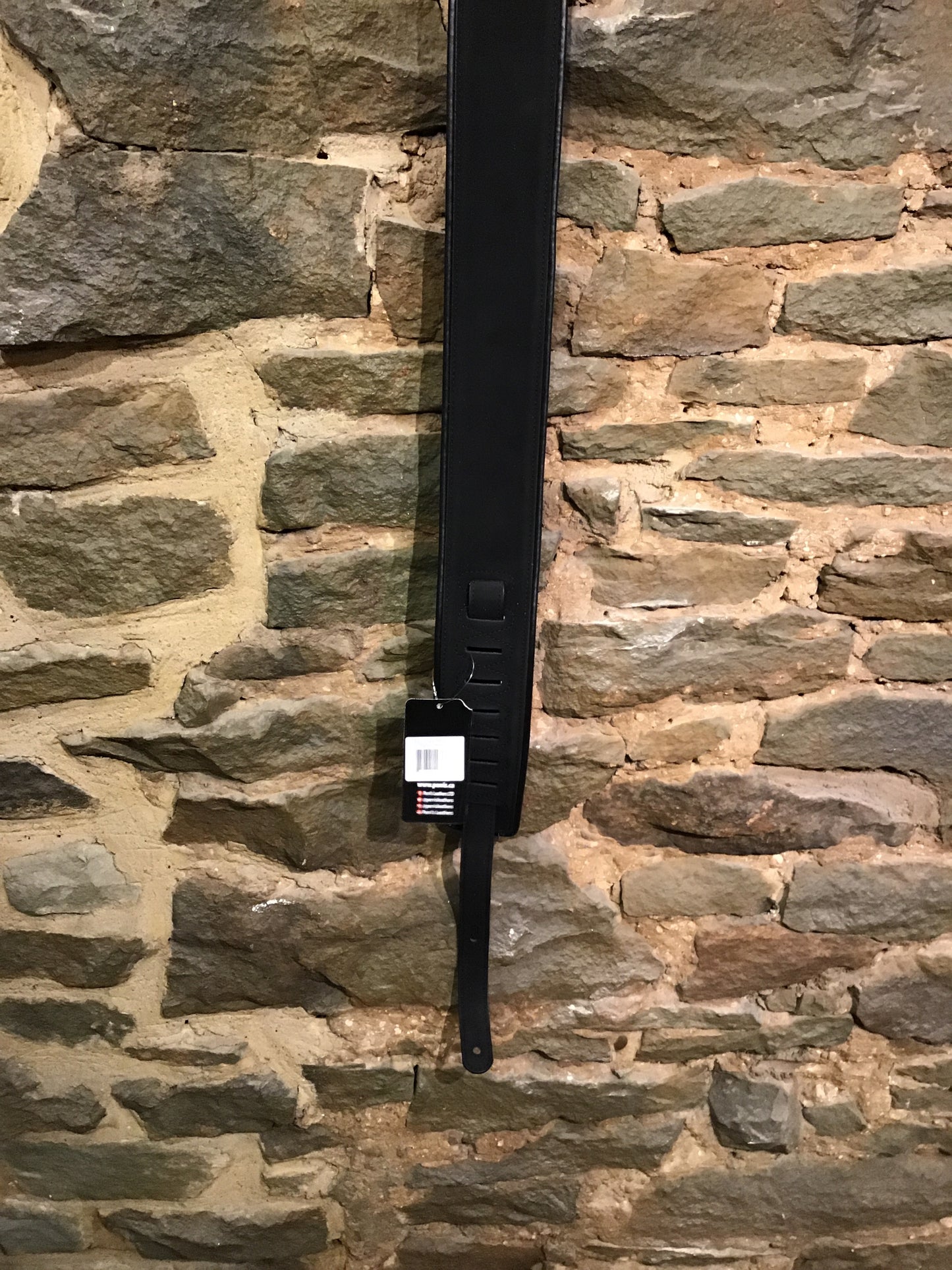 Perri’s Leathers 3” piped black leather guitar strap